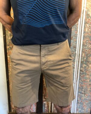 BERMUDA BASICA KHAKI-JAB