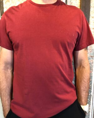 CAMISETA ESTAMPA MINIMAL LOGO PEITO