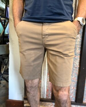 BERMUDA CHINO CARAMELO