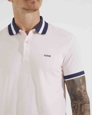 CAMISA POLO  BRANCA COM DETALHE AZUL AMARINHO