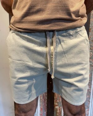 SHORT SARJA CHINO