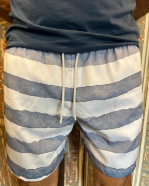 SHORT LISTRA CINZA/BRANCO