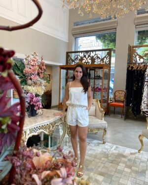 COORDENADO LINHO COM APLICAÇÃO BLUSA / SHORT