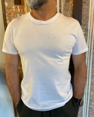 CAMISETA SLIM ESTAMPA RESERVA BRANCO