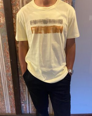 CAMISETA ESTAMPADA DUO AMARELO PASTEL