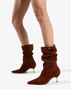 BOTA CANO MÉDIO MARROM TABACO CAMURÇA