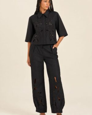 COORDENADO CALÇA/BLUSA BORDADO PRETO